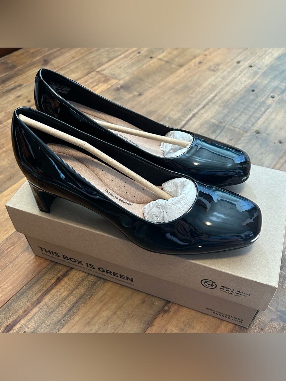 New Clarks Collection Pumps Kyndall Iris Black Patent Heels 7.5 M